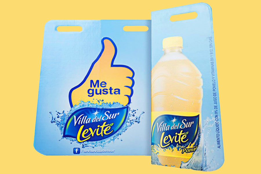 <span>Horizontal Poster</span><i>→</i>